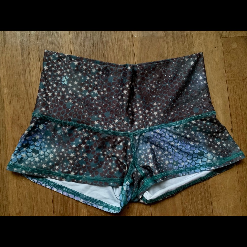 Teeki mermaid print shorts